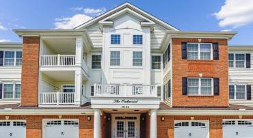 15140 HEATHER MILL LN #201, HAYMARKET, Virginia 20169, 2 Bedrooms Bedrooms, 8 Rooms Rooms,2 BathroomsBathrooms,Residential,For sale,15140 HEATHER MILL LN #201,VAPW2101172 MLS # VAPW2101172