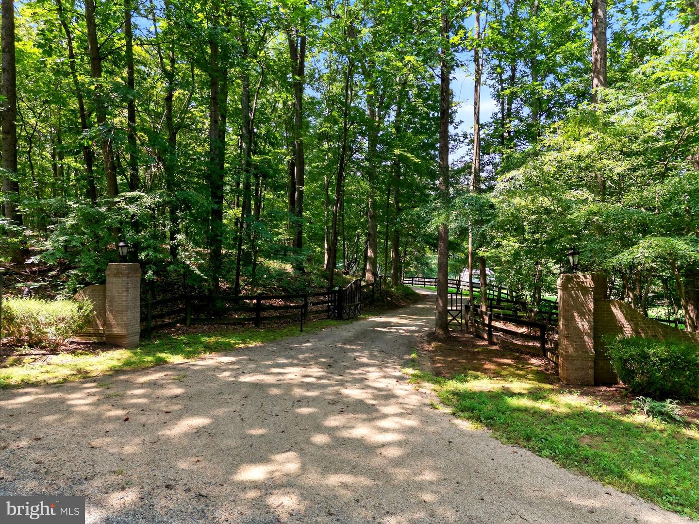 9565 BRIAR LN, DELAPLANE, Virginia 20144, 4 Bedrooms Bedrooms, ,5 BathroomsBathrooms,Residential,For sale,9565 BRIAR LN,VAFQ2017890 MLS # VAFQ2017890