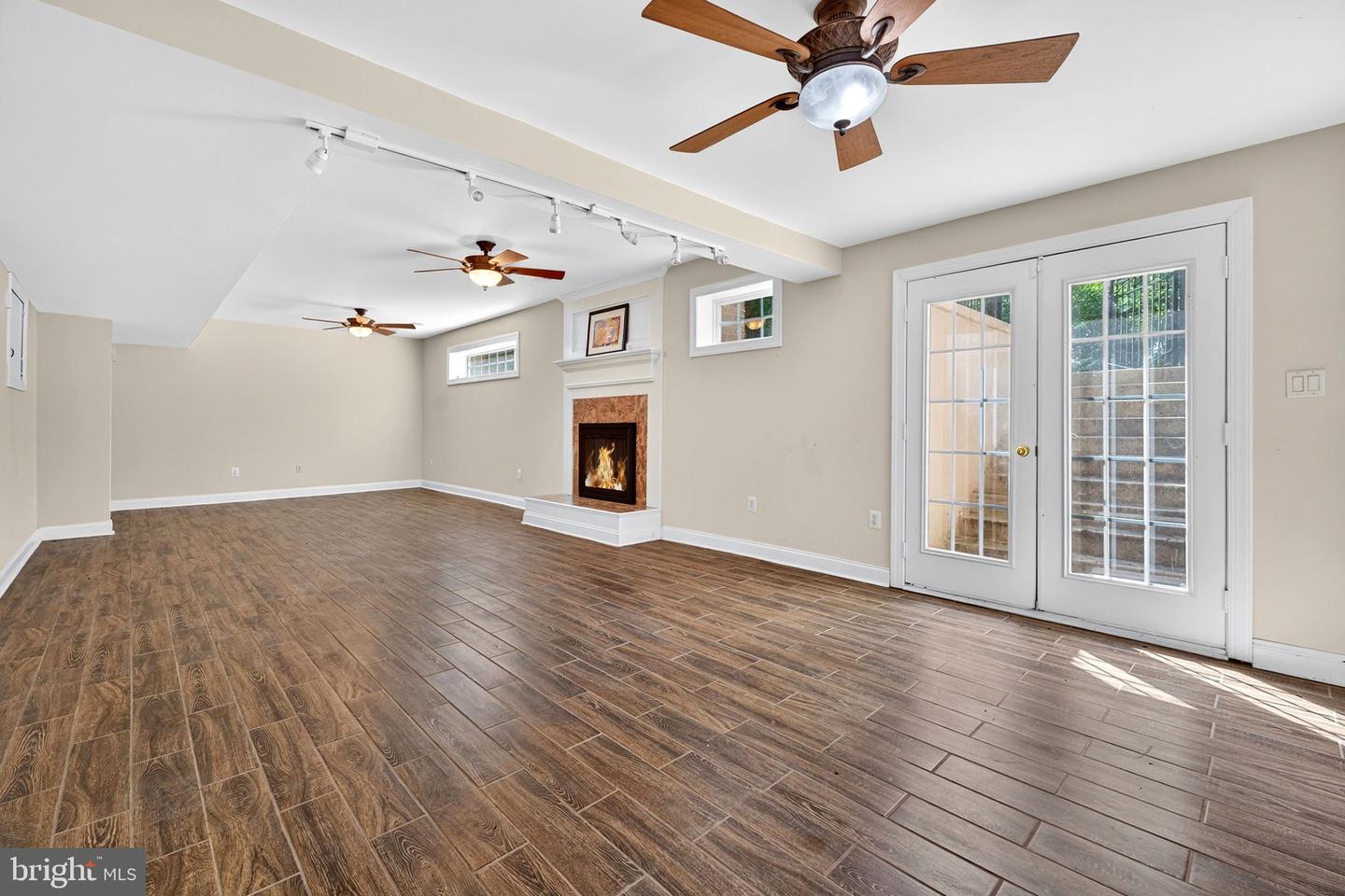 9565 BRIAR LN, DELAPLANE, Virginia 20144, 4 Bedrooms Bedrooms, ,5 BathroomsBathrooms,Residential,For sale,9565 BRIAR LN,VAFQ2017890 MLS # VAFQ2017890