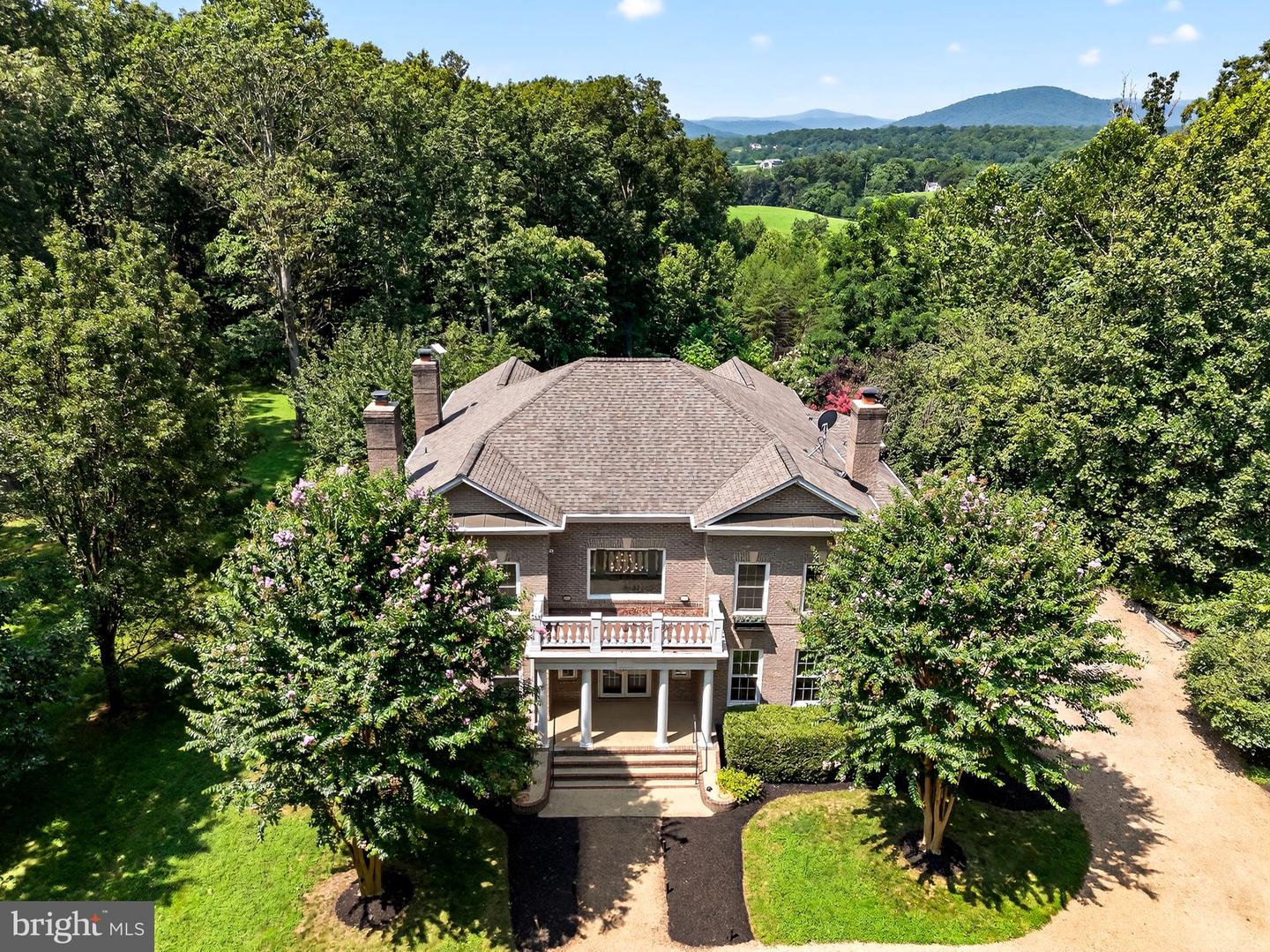 9565 BRIAR LN, DELAPLANE, Virginia 20144, 4 Bedrooms Bedrooms, ,5 BathroomsBathrooms,Residential,For sale,9565 BRIAR LN,VAFQ2017890 MLS # VAFQ2017890
