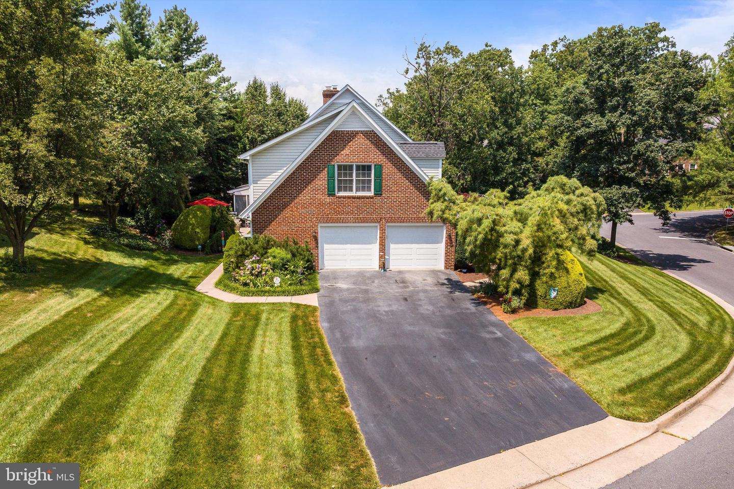 263 DIVOT DR, HARRISONBURG, Virginia 22802, 5 Bedrooms Bedrooms, ,2 BathroomsBathrooms,Residential,For sale,263 DIVOT DR,VAHC2000462 MLS # VAHC2000462