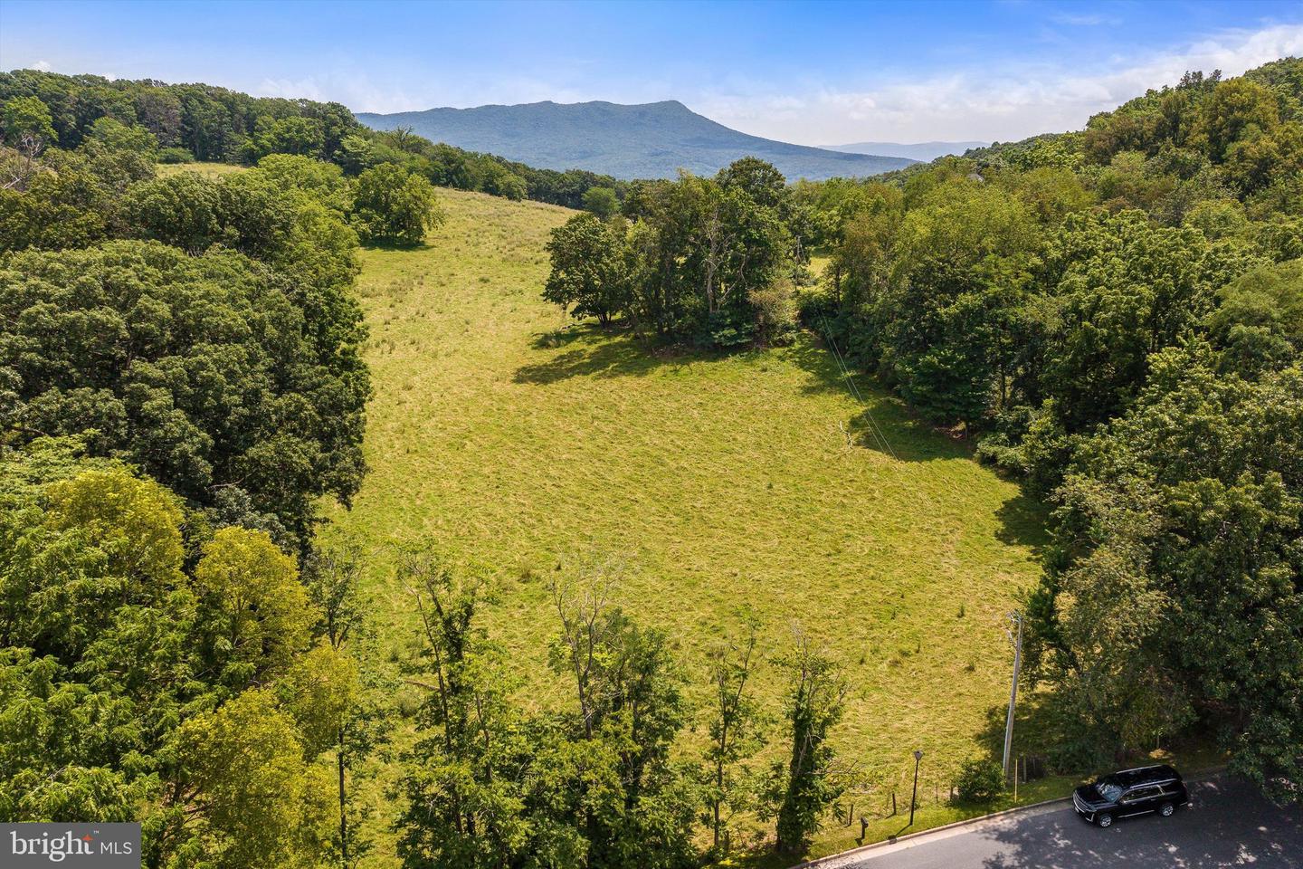 263 DIVOT DR, HARRISONBURG, Virginia 22802, 5 Bedrooms Bedrooms, ,2 BathroomsBathrooms,Residential,For sale,263 DIVOT DR,VAHC2000462 MLS # VAHC2000462