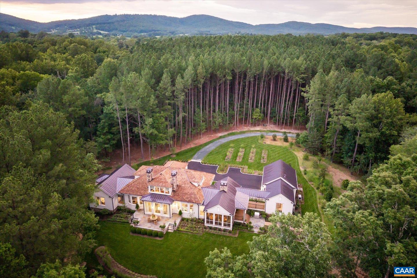 2863 PALMER DR, KESWICK, Virginia 22947, 4 Bedrooms Bedrooms, ,4 BathroomsBathrooms,Residential,For sale,2863 PALMER DR,667777 MLS # 667777