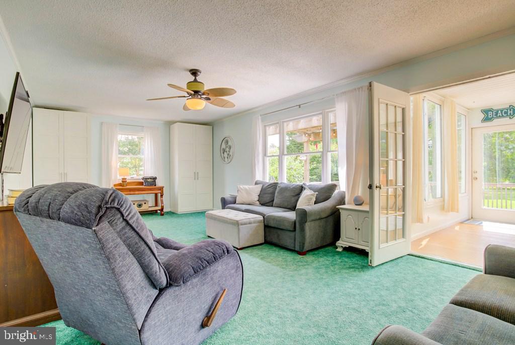 3340 WILLOW ST, CHINCOTEAGUE ISLAND, Virginia 23336, 3 Bedrooms Bedrooms, ,2 BathroomsBathrooms,Residential,For sale,3340 WILLOW ST,VAAC2002162 MLS # VAAC2002162