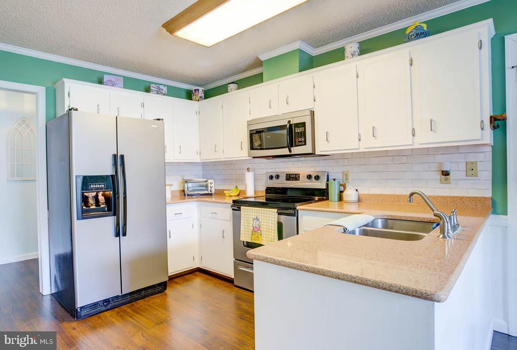 3340 WILLOW ST, CHINCOTEAGUE ISLAND, Virginia 23336, 3 Bedrooms Bedrooms, ,2 BathroomsBathrooms,Residential,For sale,3340 WILLOW ST,VAAC2002162 MLS # VAAC2002162