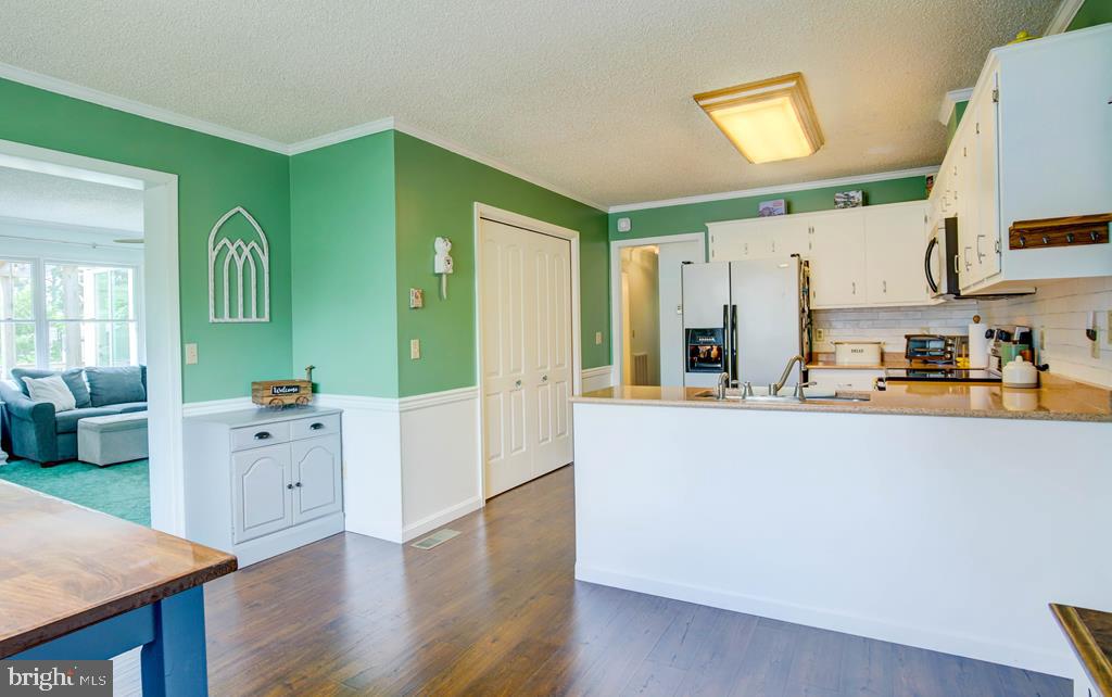 3340 WILLOW ST, CHINCOTEAGUE ISLAND, Virginia 23336, 3 Bedrooms Bedrooms, ,2 BathroomsBathrooms,Residential,For sale,3340 WILLOW ST,VAAC2002162 MLS # VAAC2002162
