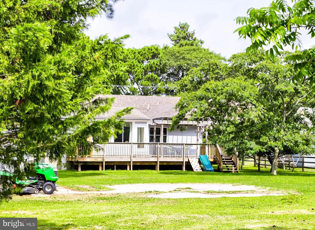 3340 WILLOW ST, CHINCOTEAGUE ISLAND, Virginia 23336, 3 Bedrooms Bedrooms, ,2 BathroomsBathrooms,Residential,For sale,3340 WILLOW ST,VAAC2002162 MLS # VAAC2002162