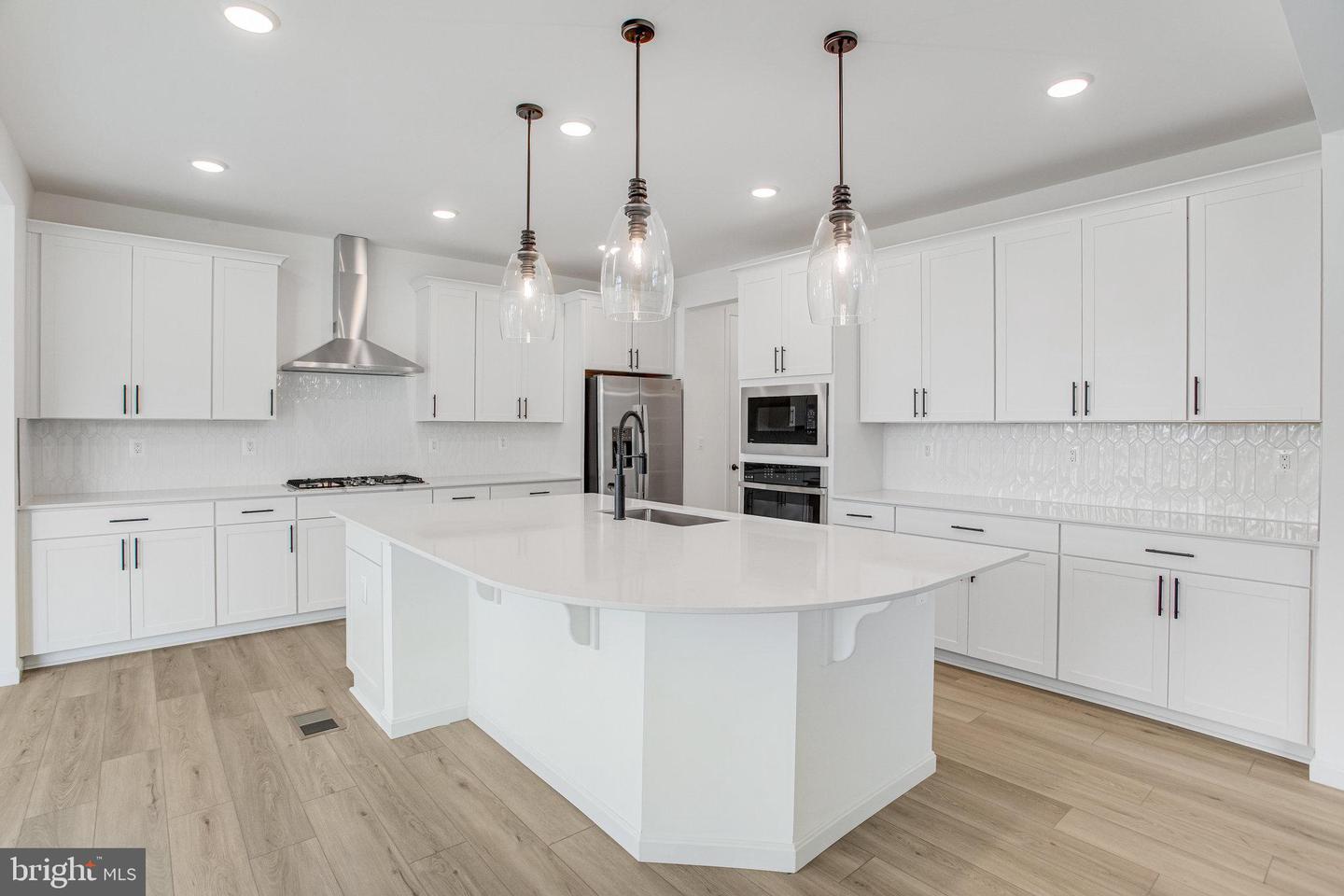 213 CAMWOOD CT, FREDERICKSBURG, Virginia 22405, 6 Bedrooms Bedrooms, ,3 BathroomsBathrooms,Residential,For sale,213 CAMWOOD CT,VAST2041792 MLS # VAST2041792
