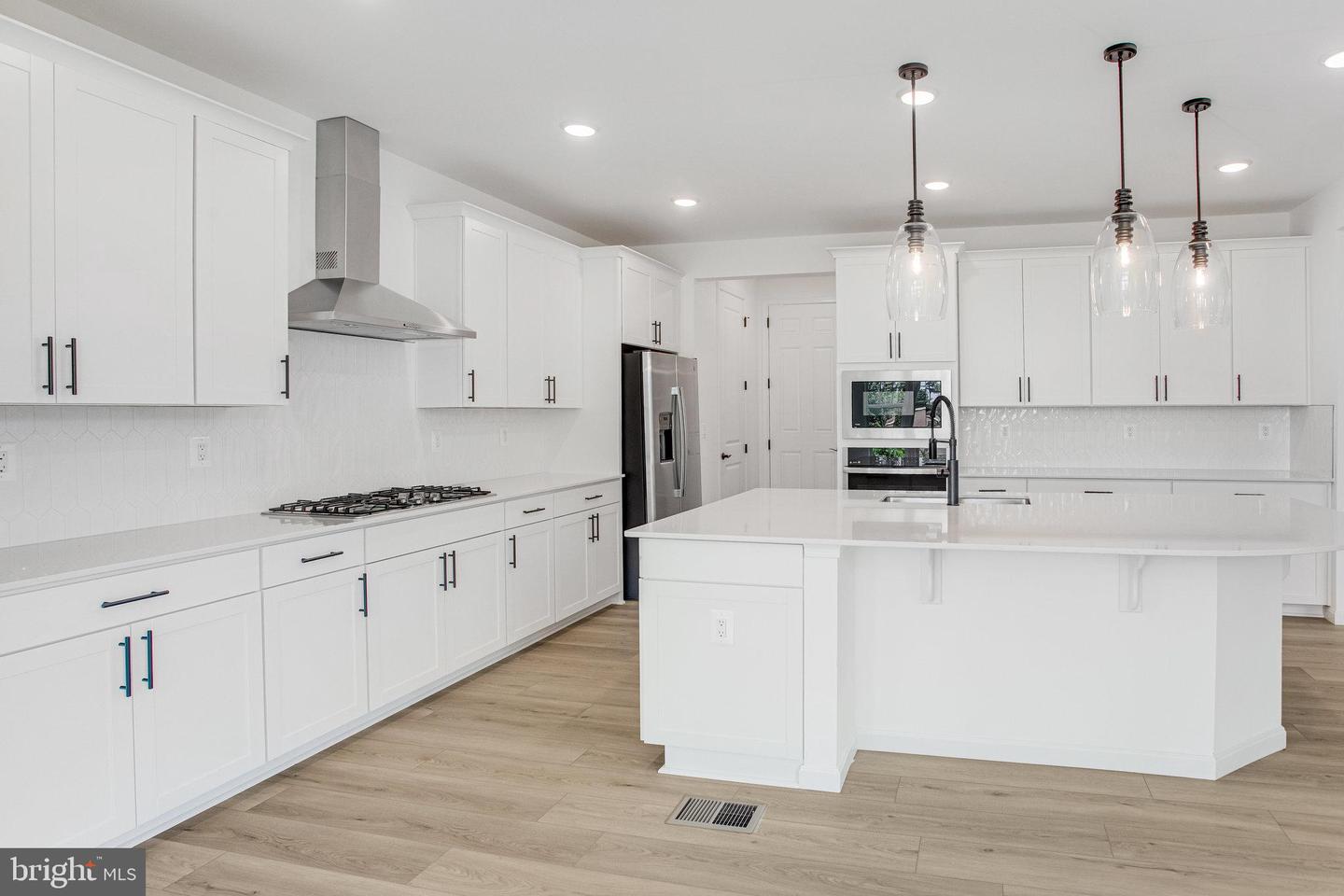 213 CAMWOOD CT, FREDERICKSBURG, Virginia 22405, 6 Bedrooms Bedrooms, ,3 BathroomsBathrooms,Residential,For sale,213 CAMWOOD CT,VAST2041792 MLS # VAST2041792