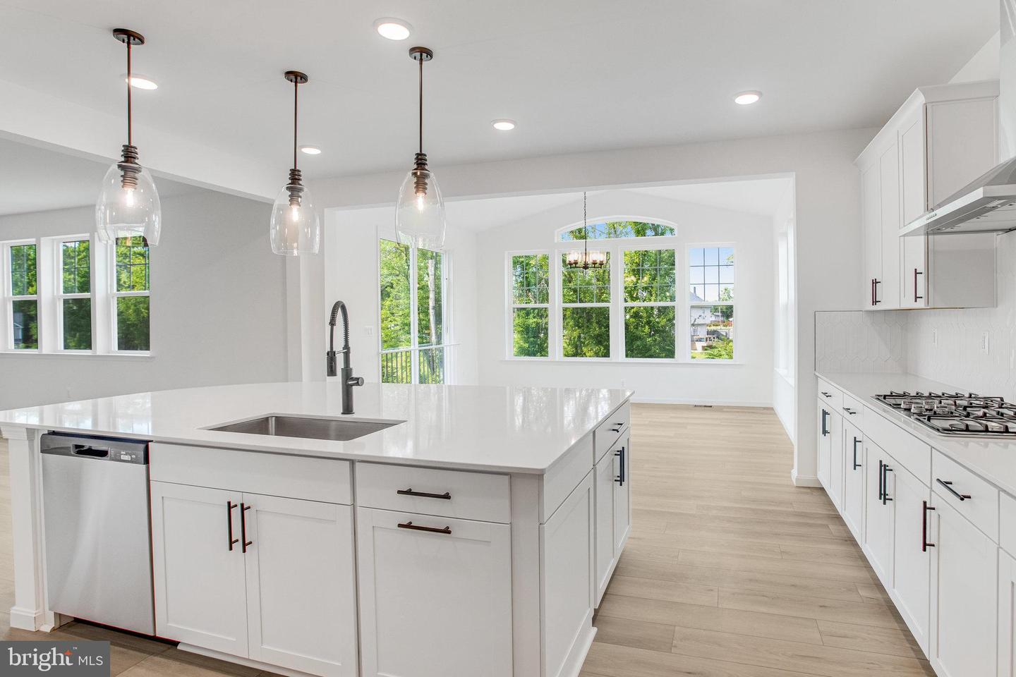 213 CAMWOOD CT, FREDERICKSBURG, Virginia 22405, 6 Bedrooms Bedrooms, ,3 BathroomsBathrooms,Residential,For sale,213 CAMWOOD CT,VAST2041792 MLS # VAST2041792