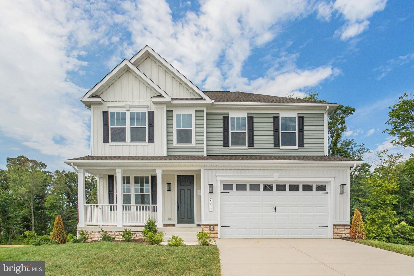 213 CAMWOOD CT, FREDERICKSBURG, Virginia 22405, 6 Bedrooms Bedrooms, ,3 BathroomsBathrooms,Residential,For sale,213 CAMWOOD CT,VAST2041792 MLS # VAST2041792