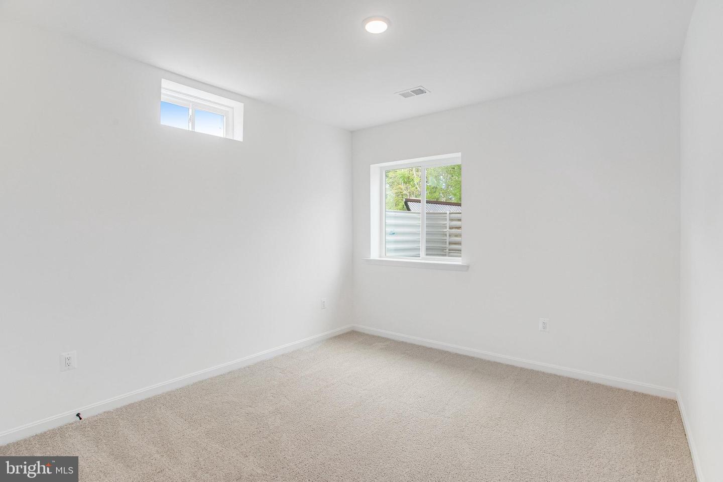 213 CAMWOOD CT, FREDERICKSBURG, Virginia 22405, 6 Bedrooms Bedrooms, ,3 BathroomsBathrooms,Residential,For sale,213 CAMWOOD CT,VAST2041792 MLS # VAST2041792