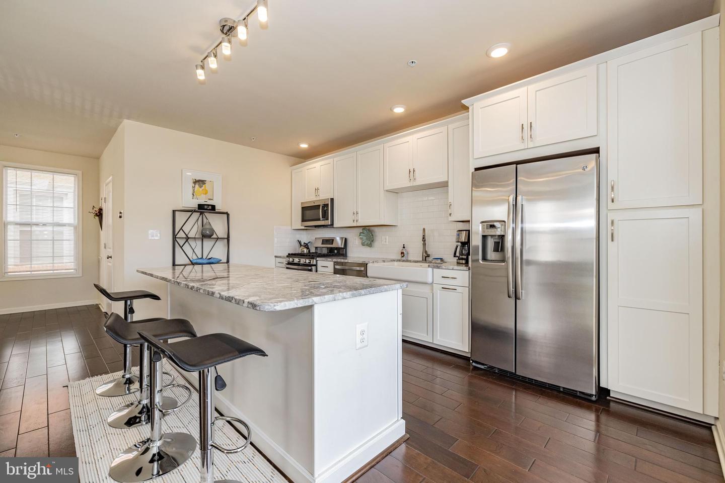 23305 MILLTOWN KNOLL SQ #105, ASHBURN, Virginia 20148, 2 Bedrooms Bedrooms, ,2 BathroomsBathrooms,Residential,For sale,23305 MILLTOWN KNOLL SQ #105,VALO2104498 MLS # VALO2104498