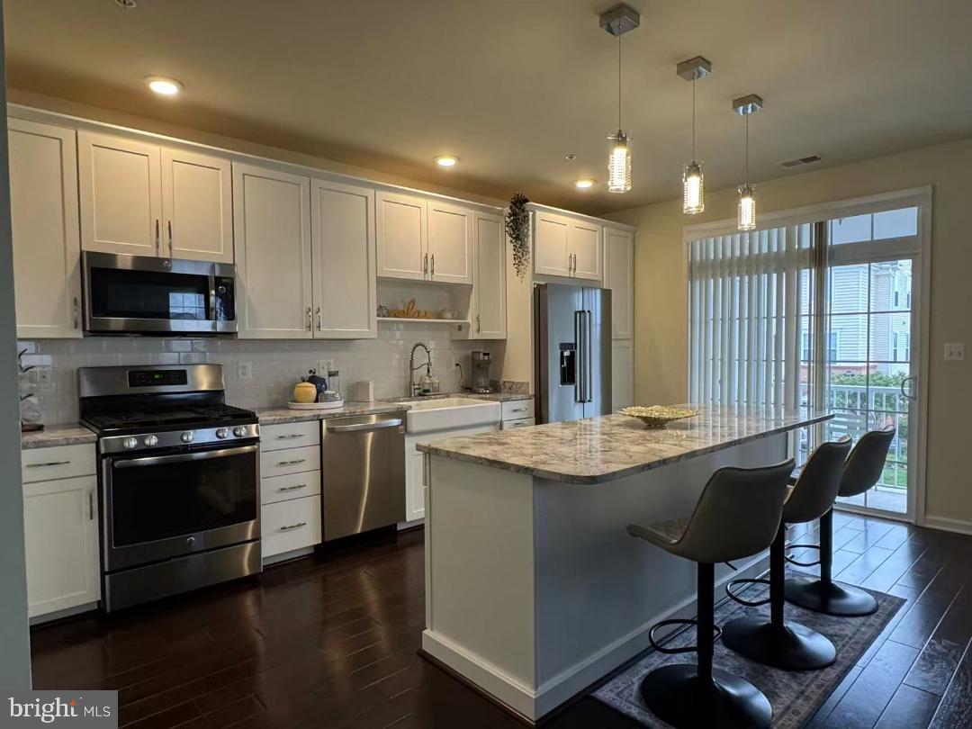23305 MILLTOWN KNOLL SQ #105, ASHBURN, Virginia 20148, 2 Bedrooms Bedrooms, ,2 BathroomsBathrooms,Residential,For sale,23305 MILLTOWN KNOLL SQ #105,VALO2104498 MLS # VALO2104498
