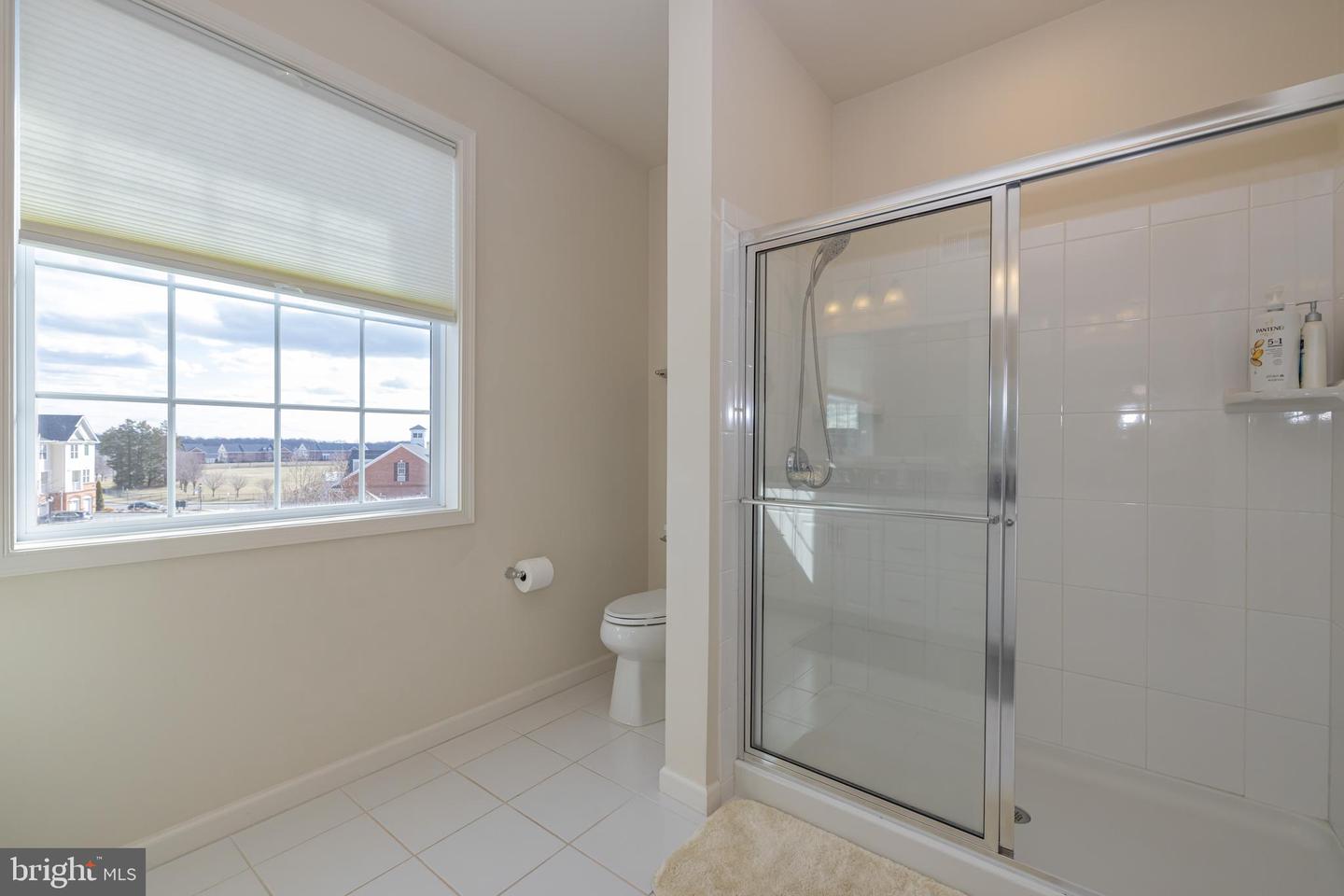 23305 MILLTOWN KNOLL SQ #105, ASHBURN, Virginia 20148, 2 Bedrooms Bedrooms, ,2 BathroomsBathrooms,Residential,For sale,23305 MILLTOWN KNOLL SQ #105,VALO2104498 MLS # VALO2104498