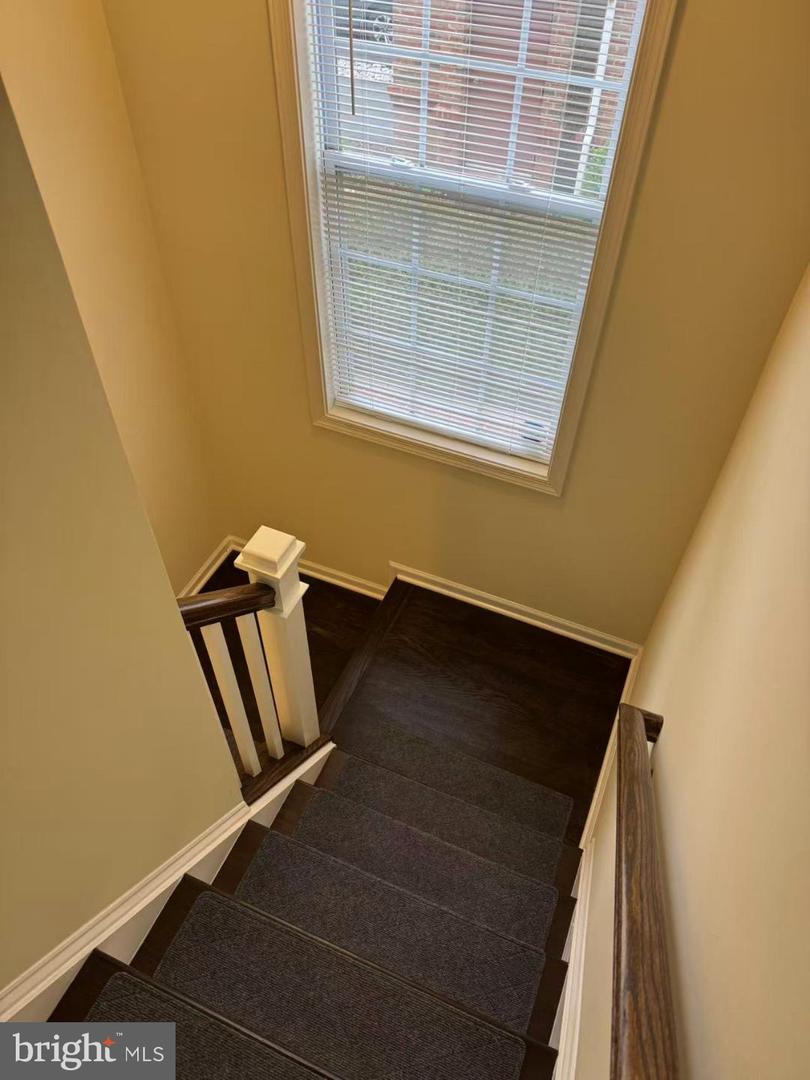 23305 MILLTOWN KNOLL SQ #105, ASHBURN, Virginia 20148, 2 Bedrooms Bedrooms, ,2 BathroomsBathrooms,Residential,For sale,23305 MILLTOWN KNOLL SQ #105,VALO2104498 MLS # VALO2104498