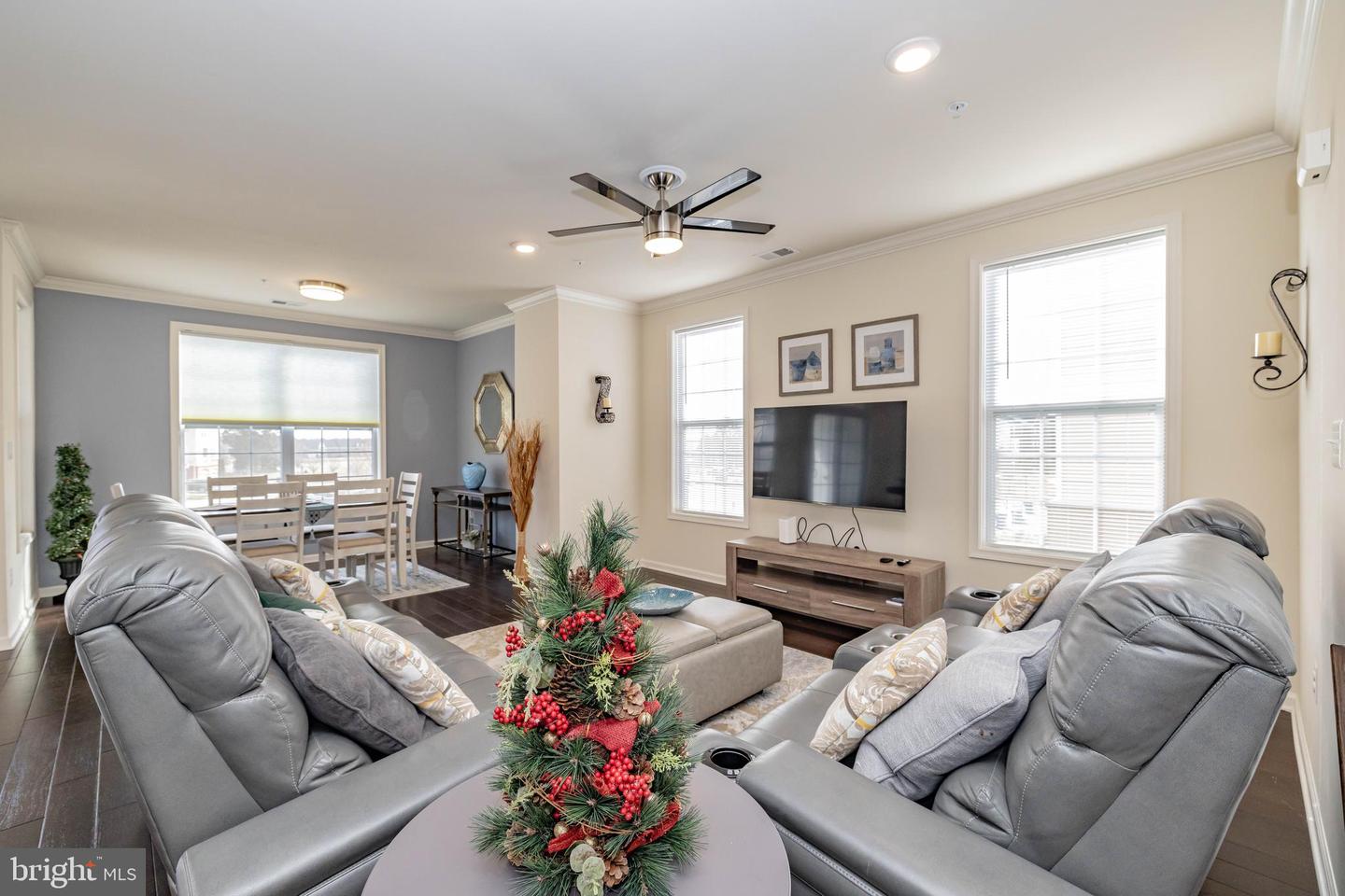 23305 MILLTOWN KNOLL SQ #105, ASHBURN, Virginia 20148, 2 Bedrooms Bedrooms, ,2 BathroomsBathrooms,Residential,For sale,23305 MILLTOWN KNOLL SQ #105,VALO2104498 MLS # VALO2104498