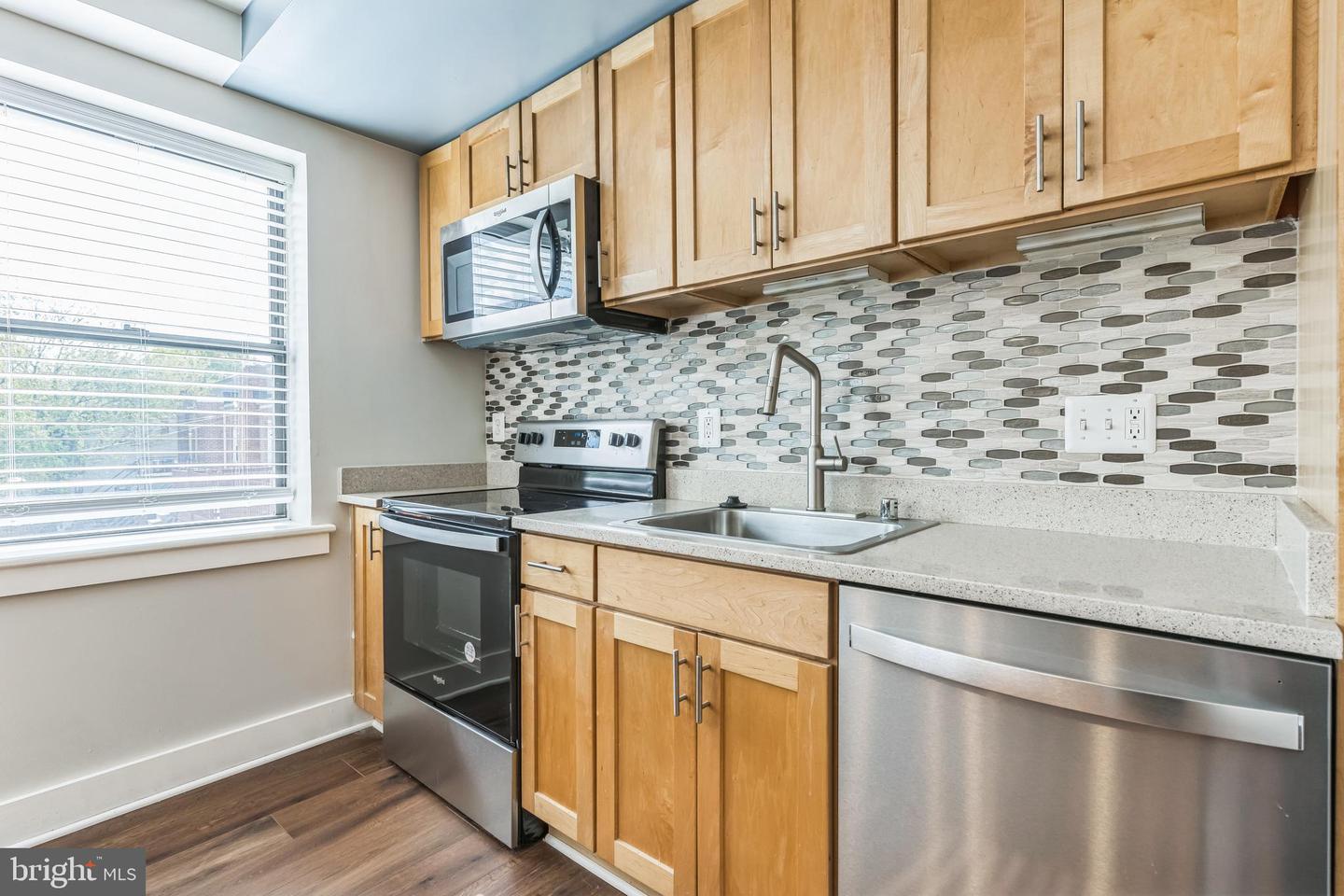 212 OAKWOOD ST SE #218, WASHINGTON, District Of Columbia 20032, 1 Bedroom Bedrooms, ,1 BathroomBathrooms,Residential,For sale,212 OAKWOOD ST SE #218,DCDC2196526 MLS # DCDC2196526