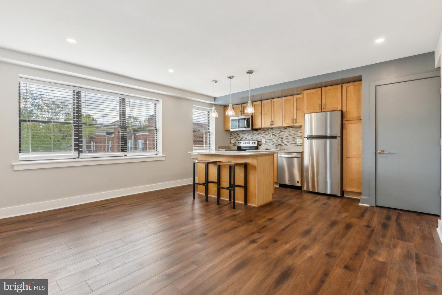 212 OAKWOOD ST SE #218, WASHINGTON, District Of Columbia 20032, 1 Bedroom Bedrooms, ,1 BathroomBathrooms,Residential,For sale,212 OAKWOOD ST SE #218,DCDC2196526 MLS # DCDC2196526