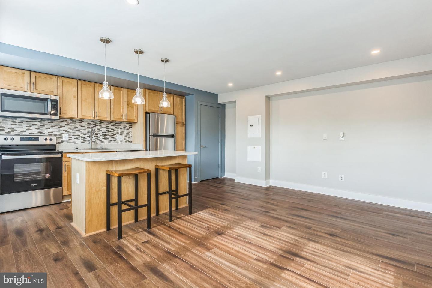 212 OAKWOOD ST SE #218, WASHINGTON, District Of Columbia 20032, 1 Bedroom Bedrooms, ,1 BathroomBathrooms,Residential,For sale,212 OAKWOOD ST SE #218,DCDC2196526 MLS # DCDC2196526