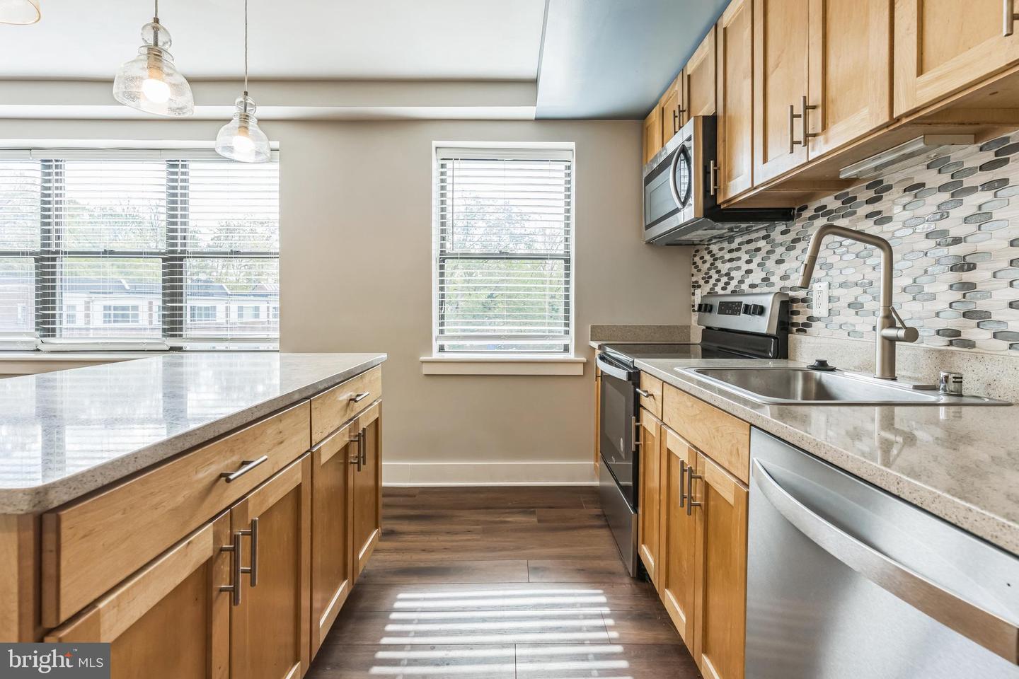 212 OAKWOOD ST SE #218, WASHINGTON, District Of Columbia 20032, 1 Bedroom Bedrooms, ,1 BathroomBathrooms,Residential,For sale,212 OAKWOOD ST SE #218,DCDC2196526 MLS # DCDC2196526