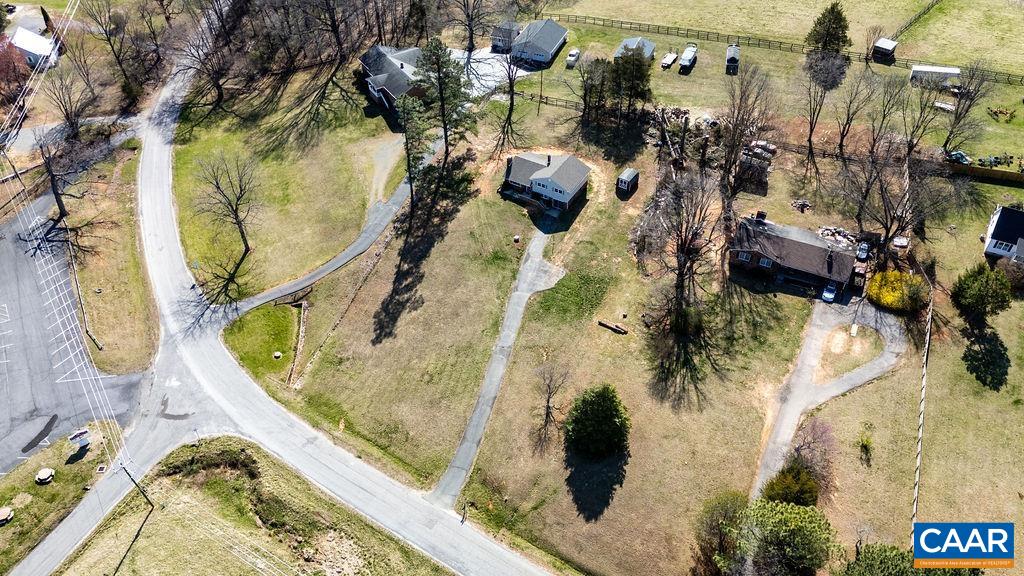 492 AVON RD, AFTON, Virginia 22920, 3 Bedrooms Bedrooms, ,2 BathroomsBathrooms,Residential,492 AVON RD,662361 MLS # 662361