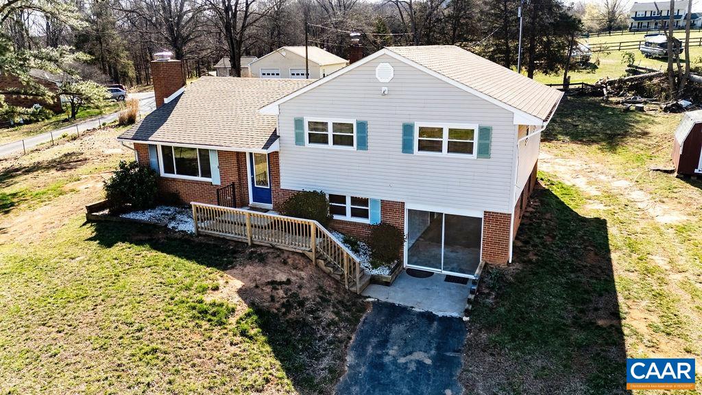 492 AVON RD, AFTON, Virginia 22920, 3 Bedrooms Bedrooms, ,2 BathroomsBathrooms,Residential,492 AVON RD,662361 MLS # 662361