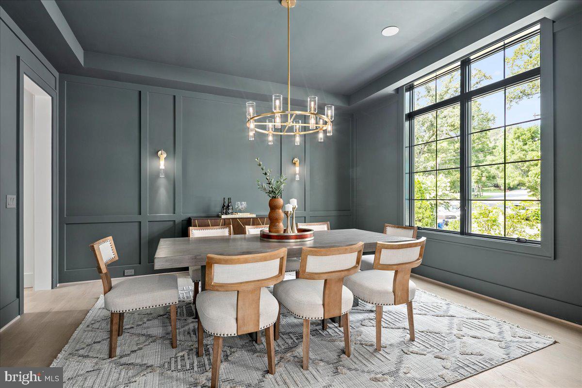 7011 ELIZABETH DR, MCLEAN, Virginia 22101, 5 Bedrooms Bedrooms, ,5 BathroomsBathrooms,Residential,For sale,7011 ELIZABETH DR,VAFX2246760 MLS # VAFX2246760