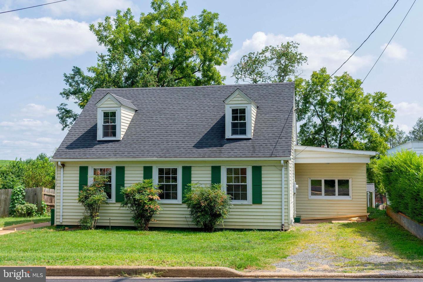 312 JEFFERSON ST, ORANGE, Virginia 22960, 3 Bedrooms Bedrooms, ,2 BathroomsBathrooms,Residential,For sale,312 JEFFERSON ST,VAOR2010032 MLS # VAOR2010032