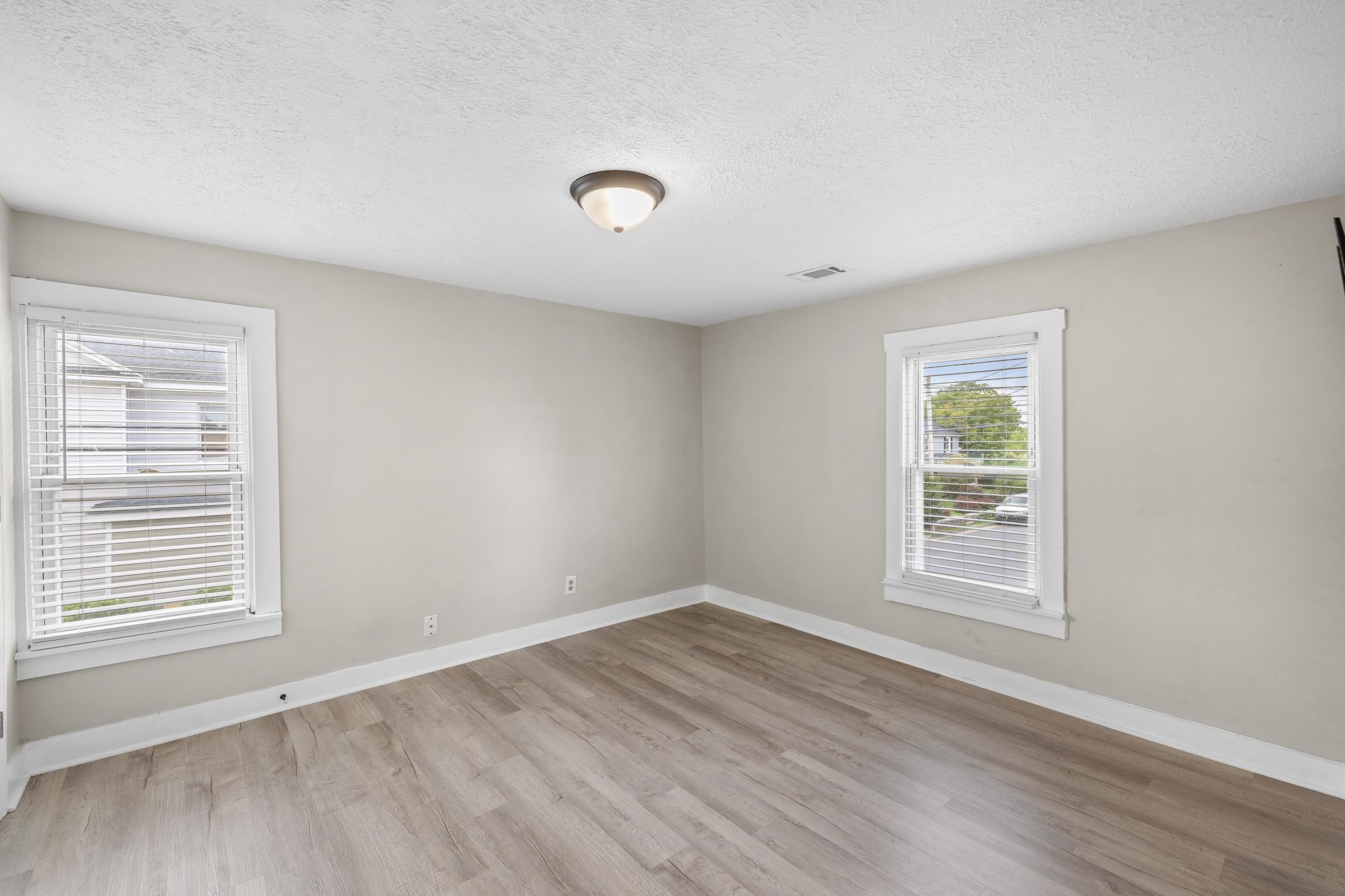 315 BROAD ST, HARRISONBURG, Virginia 22802, 3 Bedrooms Bedrooms, ,2 BathroomsBathrooms,Residential,315 BROAD ST,667791 MLS # 667791