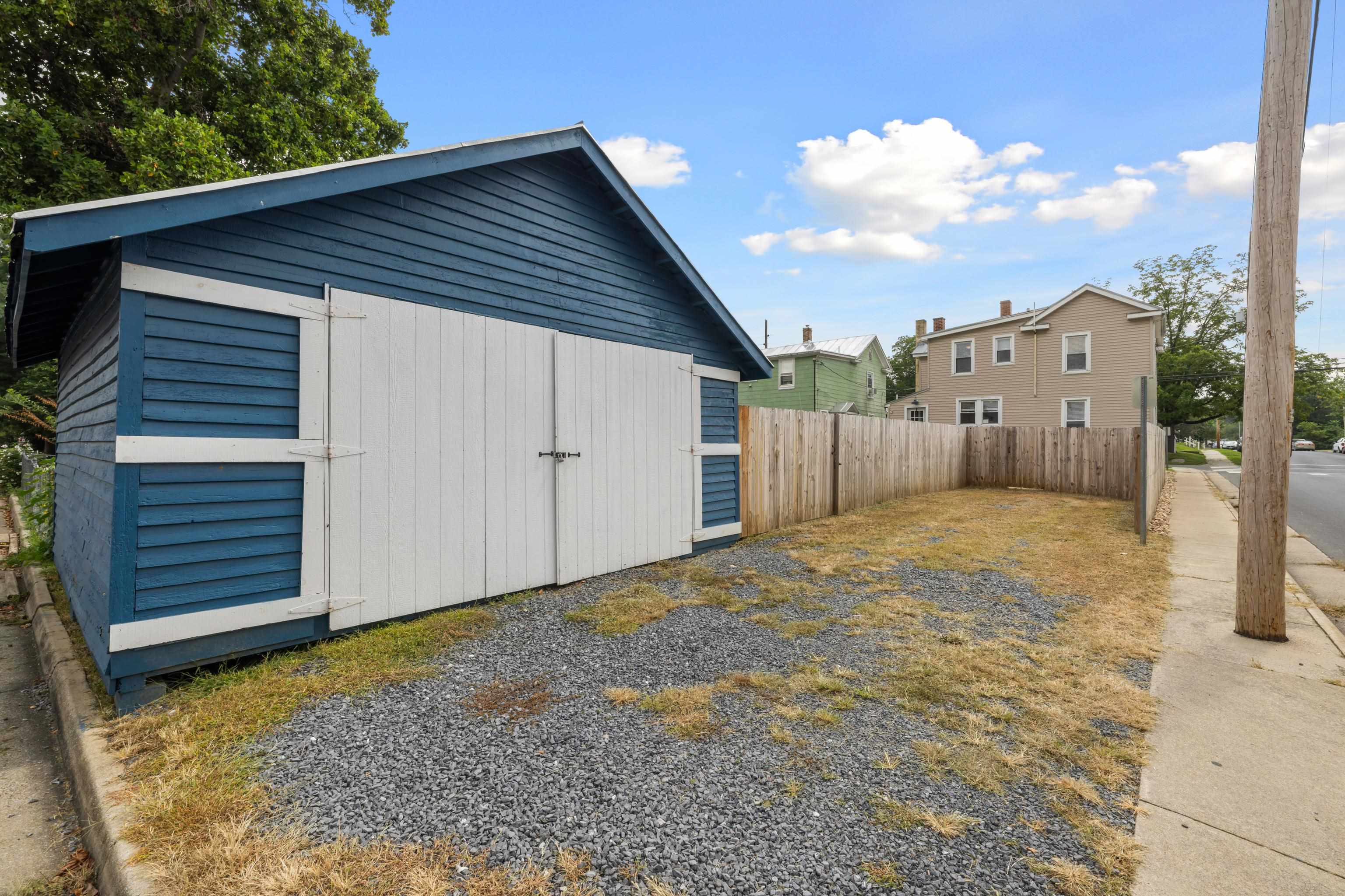 315 BROAD ST, HARRISONBURG, Virginia 22802, 3 Bedrooms Bedrooms, ,2 BathroomsBathrooms,Residential,315 BROAD ST,667791 MLS # 667791