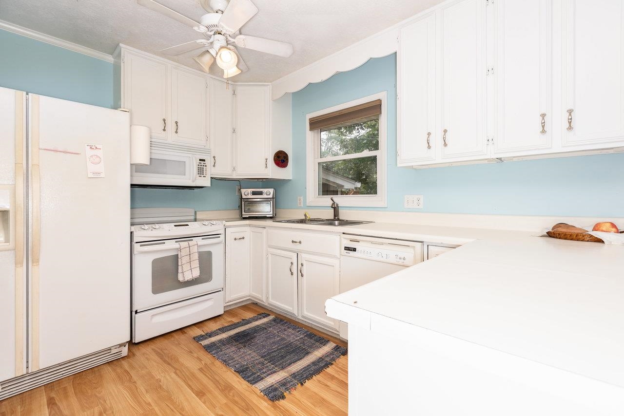 1107 WOODLEIGH CT, HARRISONBURG, Virginia 22802, 3 Bedrooms Bedrooms, ,2 BathroomsBathrooms,Residential,1107 WOODLEIGH CT,667794 MLS # 667794