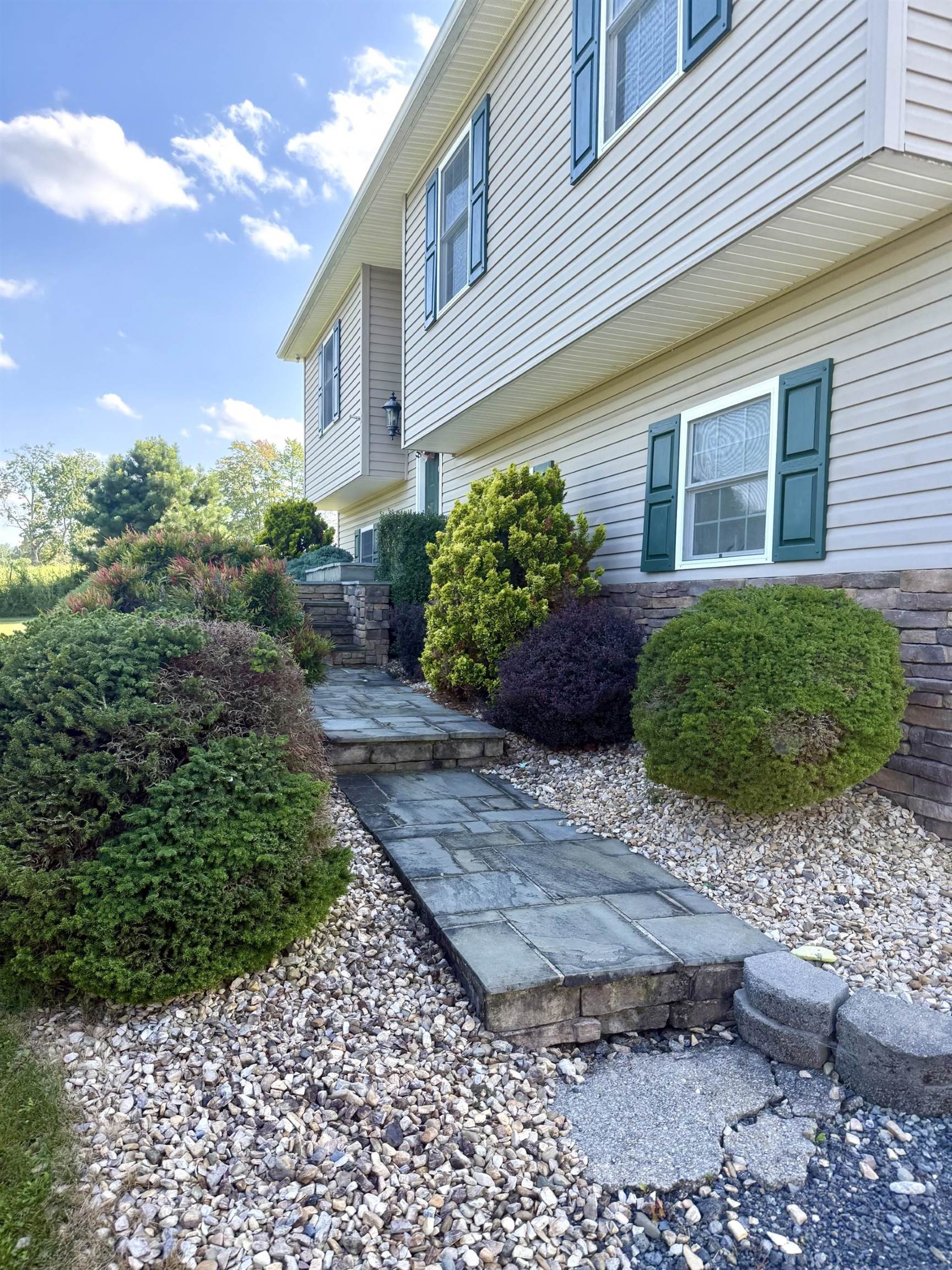 10909 COOK TOWN RD, BRIDGEWATER, Virginia 22812, 3 Bedrooms Bedrooms, ,2 BathroomsBathrooms,Residential,10909 COOK TOWN RD,667800 MLS # 667800