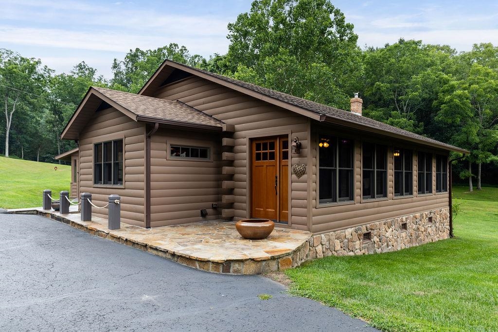 1139 DECATUR RD, FAIRFIELD, Virginia 24435, 2 Bedrooms Bedrooms, ,1 BathroomBathrooms,Residential,1139 DECATUR RD,667804 MLS # 667804