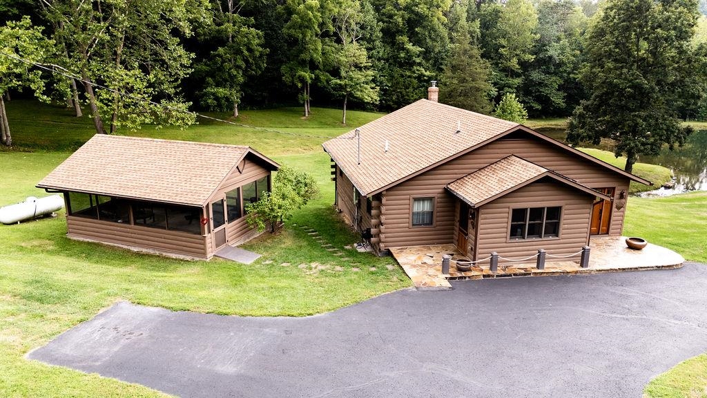 1139 DECATUR RD, FAIRFIELD, Virginia 24435, 2 Bedrooms Bedrooms, ,1 BathroomBathrooms,Residential,1139 DECATUR RD,667804 MLS # 667804