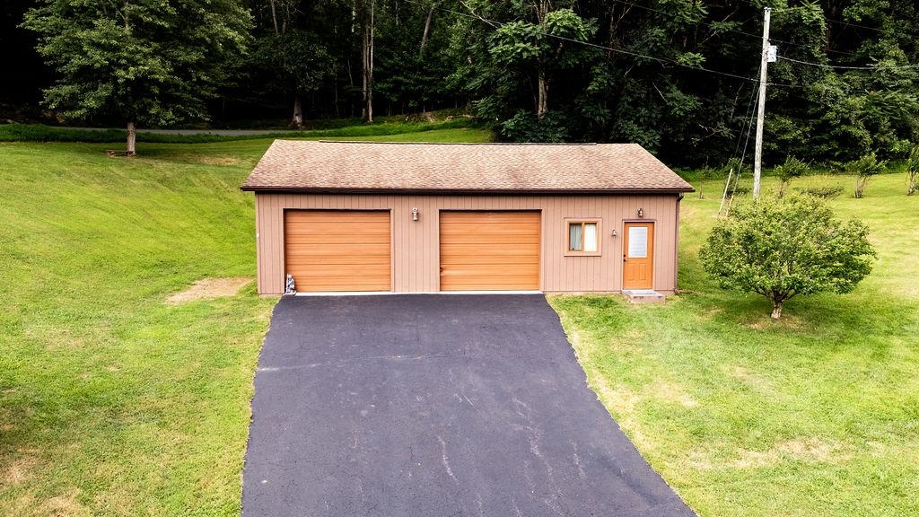 1139 DECATUR RD, FAIRFIELD, Virginia 24435, 2 Bedrooms Bedrooms, ,1 BathroomBathrooms,Residential,1139 DECATUR RD,667804 MLS # 667804