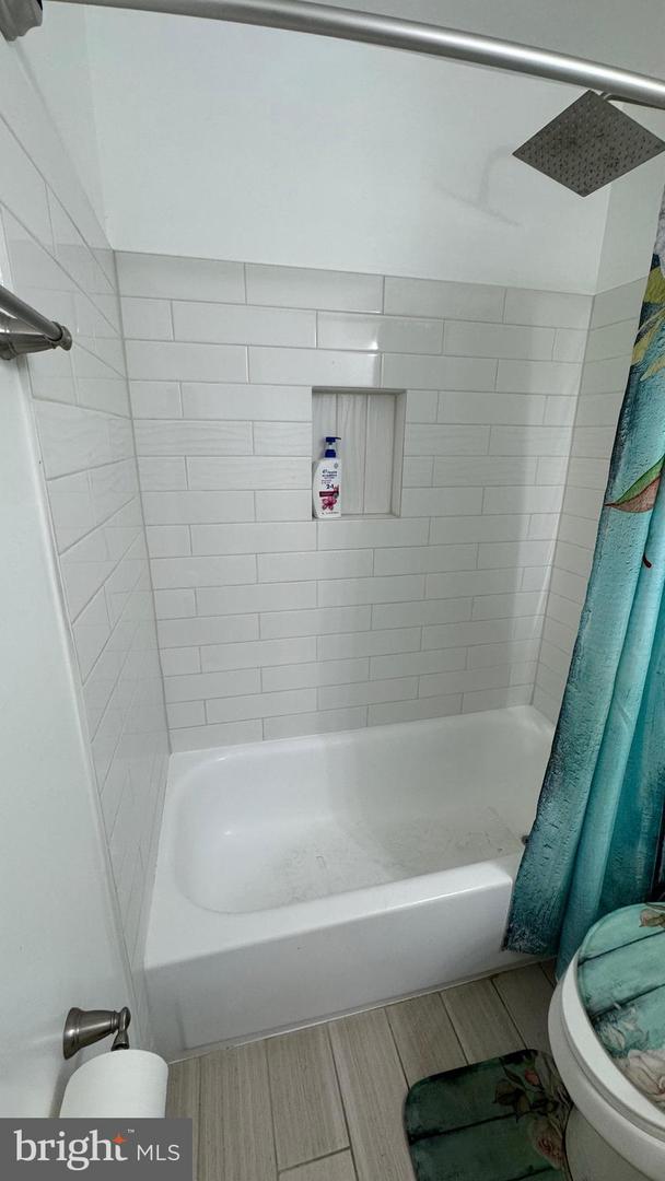 13612 KERRYDALE RD, WOODBRIDGE, Virginia 22193, 5 Bedrooms Bedrooms, ,3 BathroomsBathrooms,Residential,For sale,13612 KERRYDALE RD,VAPW2098802 MLS # VAPW2098802