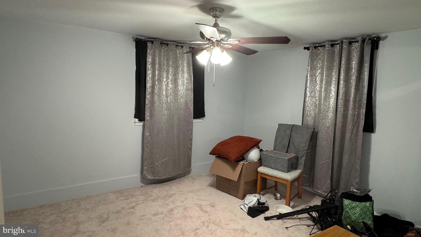13612 KERRYDALE RD, WOODBRIDGE, Virginia 22193, 5 Bedrooms Bedrooms, ,3 BathroomsBathrooms,Residential,For sale,13612 KERRYDALE RD,VAPW2098802 MLS # VAPW2098802