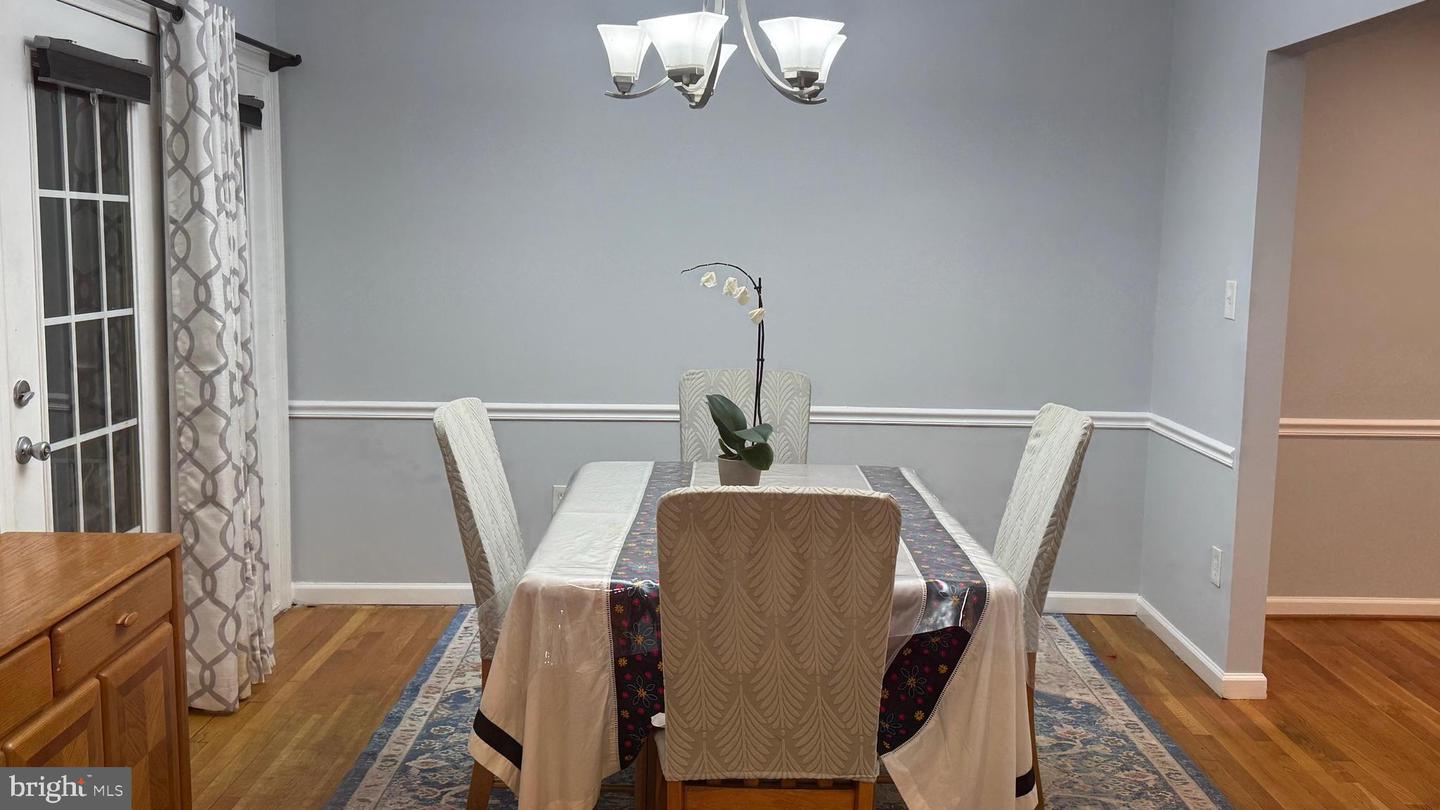 13612 KERRYDALE RD, WOODBRIDGE, Virginia 22193, 5 Bedrooms Bedrooms, ,3 BathroomsBathrooms,Residential,For sale,13612 KERRYDALE RD,VAPW2098802 MLS # VAPW2098802