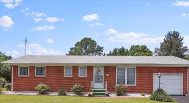 5996 VALLEY PIKE, STEPHENS CITY, Virginia 22655, 3 Bedrooms Bedrooms, ,1 BathroomBathrooms,Residential,For sale,5996 VALLEY PIKE,VAFV2035356 MLS # VAFV2035356