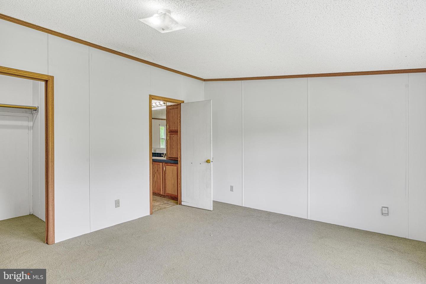 5290 W OLD MOUNTAIN RD, LOUISA, Virginia 23093, 3 Bedrooms Bedrooms, ,2 BathroomsBathrooms,Residential,For sale,5290 W OLD MOUNTAIN RD,VALA2008332 MLS # VALA2008332