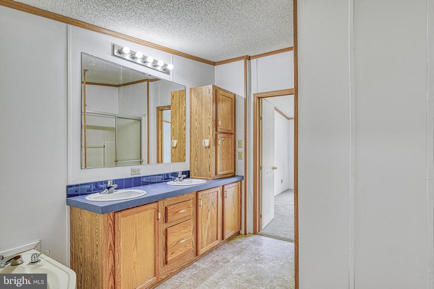 5290 W OLD MOUNTAIN RD, LOUISA, Virginia 23093, 3 Bedrooms Bedrooms, ,2 BathroomsBathrooms,Residential,For sale,5290 W OLD MOUNTAIN RD,VALA2008332 MLS # VALA2008332
