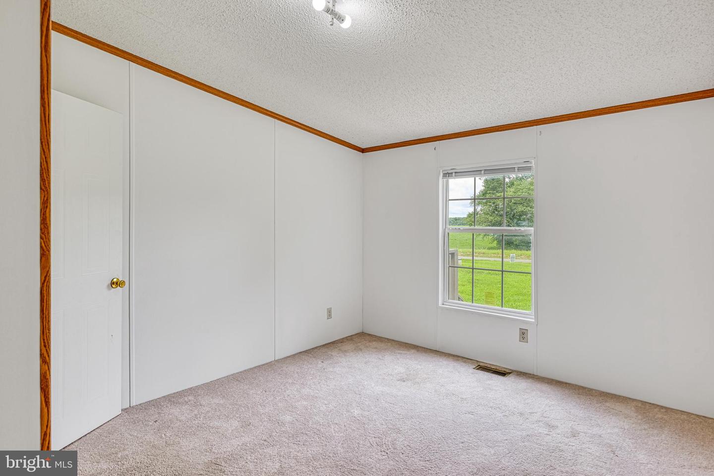 5290 W OLD MOUNTAIN RD, LOUISA, Virginia 23093, 3 Bedrooms Bedrooms, ,2 BathroomsBathrooms,Residential,For sale,5290 W OLD MOUNTAIN RD,VALA2008332 MLS # VALA2008332