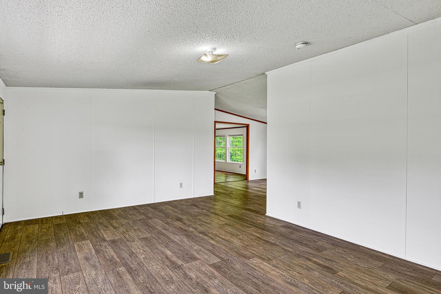 5290 W OLD MOUNTAIN RD, LOUISA, Virginia 23093, 3 Bedrooms Bedrooms, ,2 BathroomsBathrooms,Residential,For sale,5290 W OLD MOUNTAIN RD,VALA2008332 MLS # VALA2008332