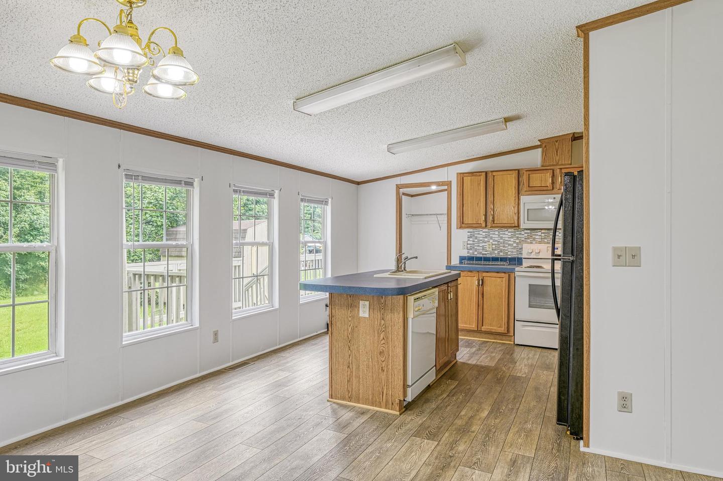 5290 W OLD MOUNTAIN RD, LOUISA, Virginia 23093, 3 Bedrooms Bedrooms, ,2 BathroomsBathrooms,Residential,For sale,5290 W OLD MOUNTAIN RD,VALA2008332 MLS # VALA2008332