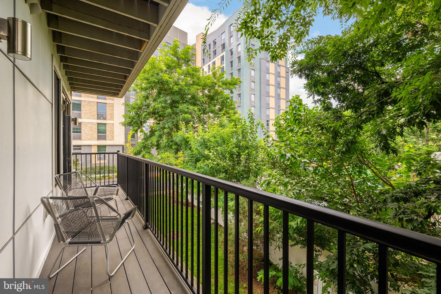 1245 N PIERCE ST #4, ARLINGTON, Virginia 22209, 2 Bedrooms Bedrooms, ,2 BathroomsBathrooms,Residential,For sale,1245 N PIERCE ST #4,VAAR2061582 MLS # VAAR2061582
