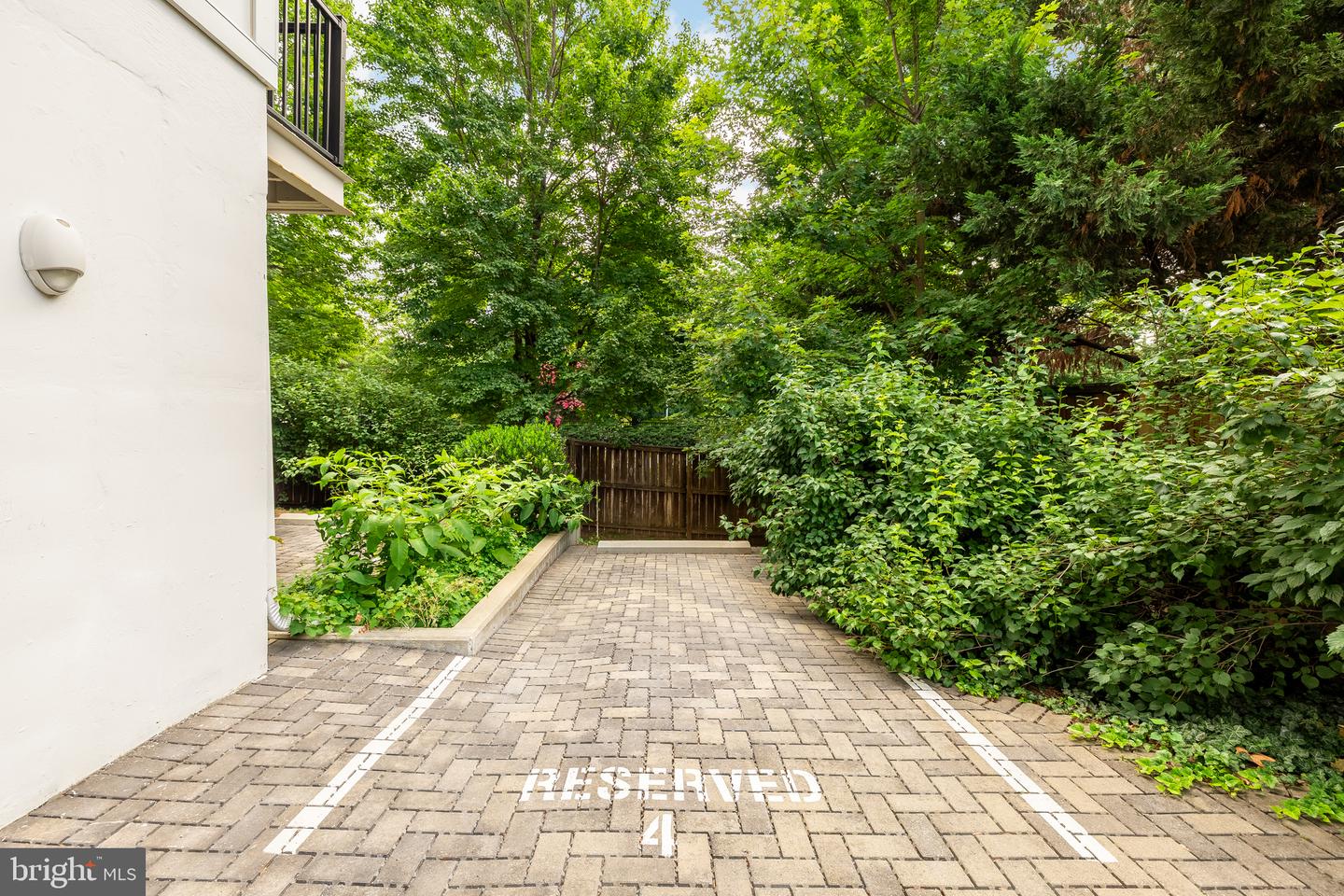 1245 N PIERCE ST #4, ARLINGTON, Virginia 22209, 2 Bedrooms Bedrooms, ,2 BathroomsBathrooms,Residential,For sale,1245 N PIERCE ST #4,VAAR2061582 MLS # VAAR2061582