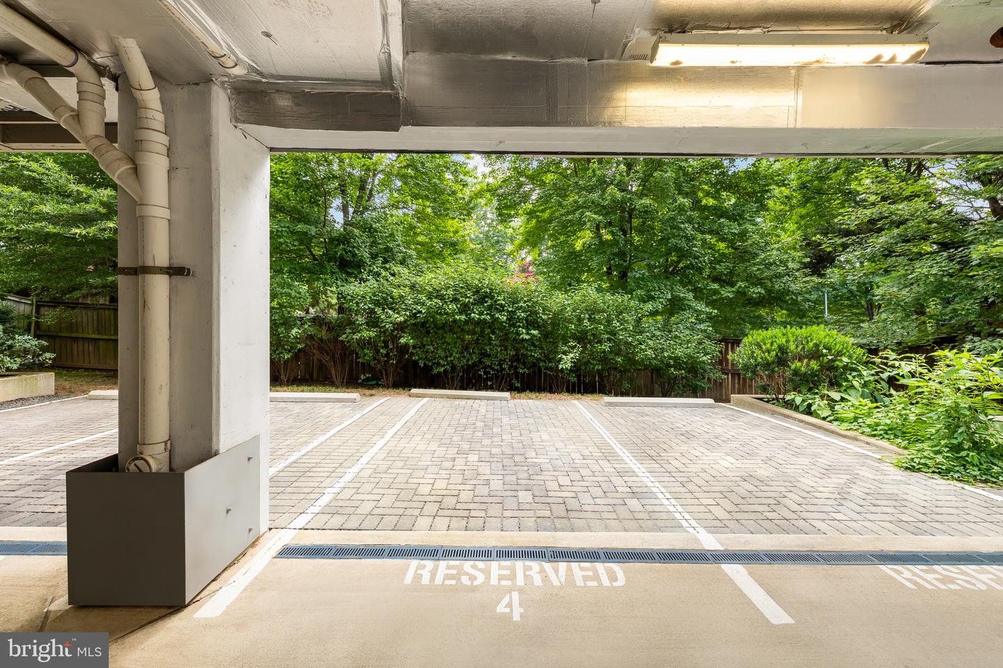 1245 N PIERCE ST #4, ARLINGTON, Virginia 22209, 2 Bedrooms Bedrooms, ,2 BathroomsBathrooms,Residential,For sale,1245 N PIERCE ST #4,VAAR2061582 MLS # VAAR2061582
