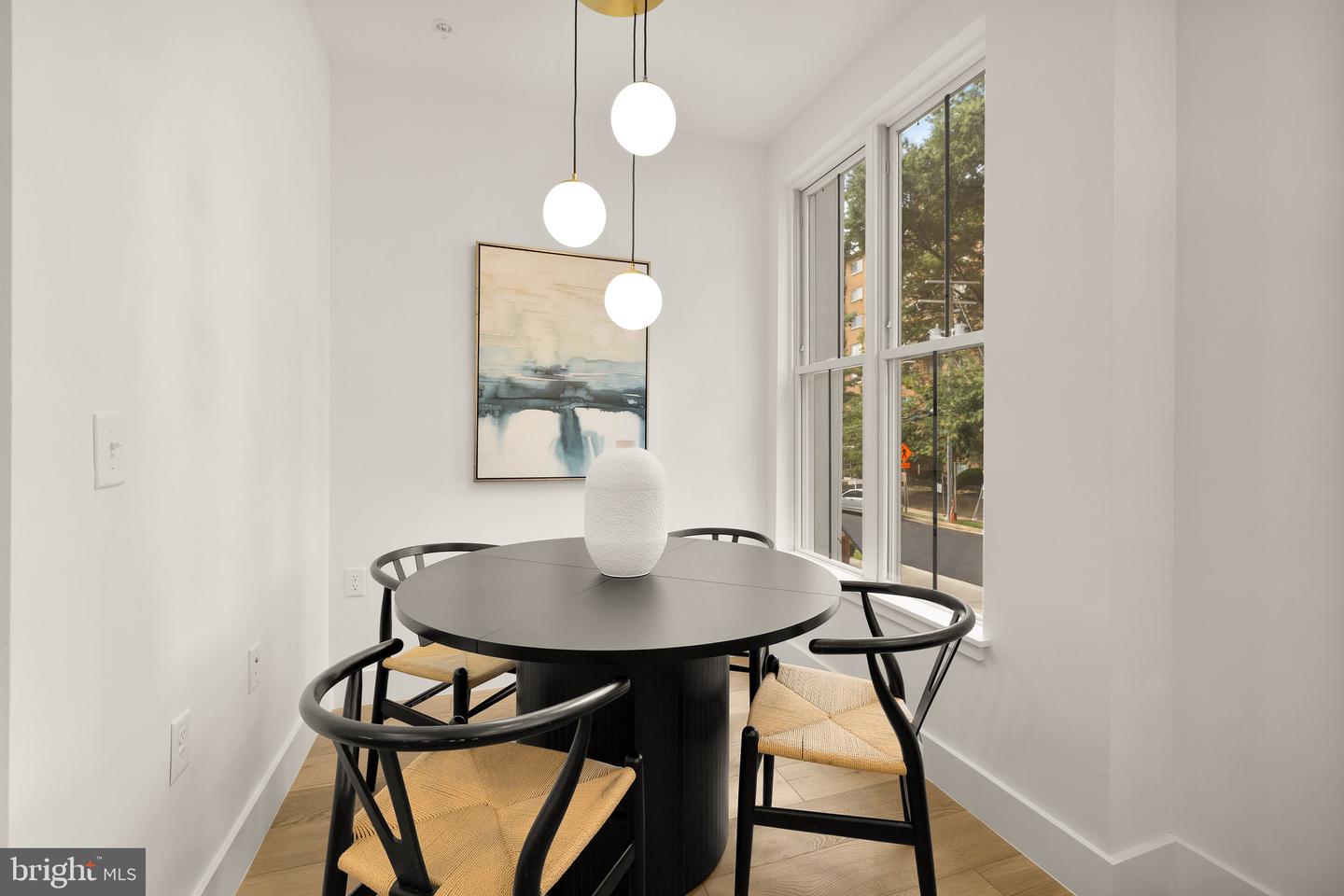 1245 N PIERCE ST #4, ARLINGTON, Virginia 22209, 2 Bedrooms Bedrooms, ,2 BathroomsBathrooms,Residential,For sale,1245 N PIERCE ST #4,VAAR2061582 MLS # VAAR2061582
