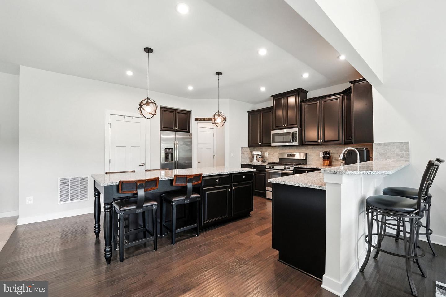 2283 RIVER BIRCH RD, DUMFRIES, Virginia 22026, 4 Bedrooms Bedrooms, 12 Rooms Rooms,3 BathroomsBathrooms,Residential,For sale,2283 RIVER BIRCH RD,VAPW2100452 MLS # VAPW2100452